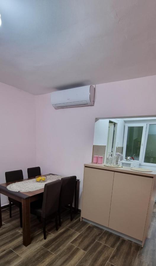 Apartman Jelena Цетине Екстериор снимка