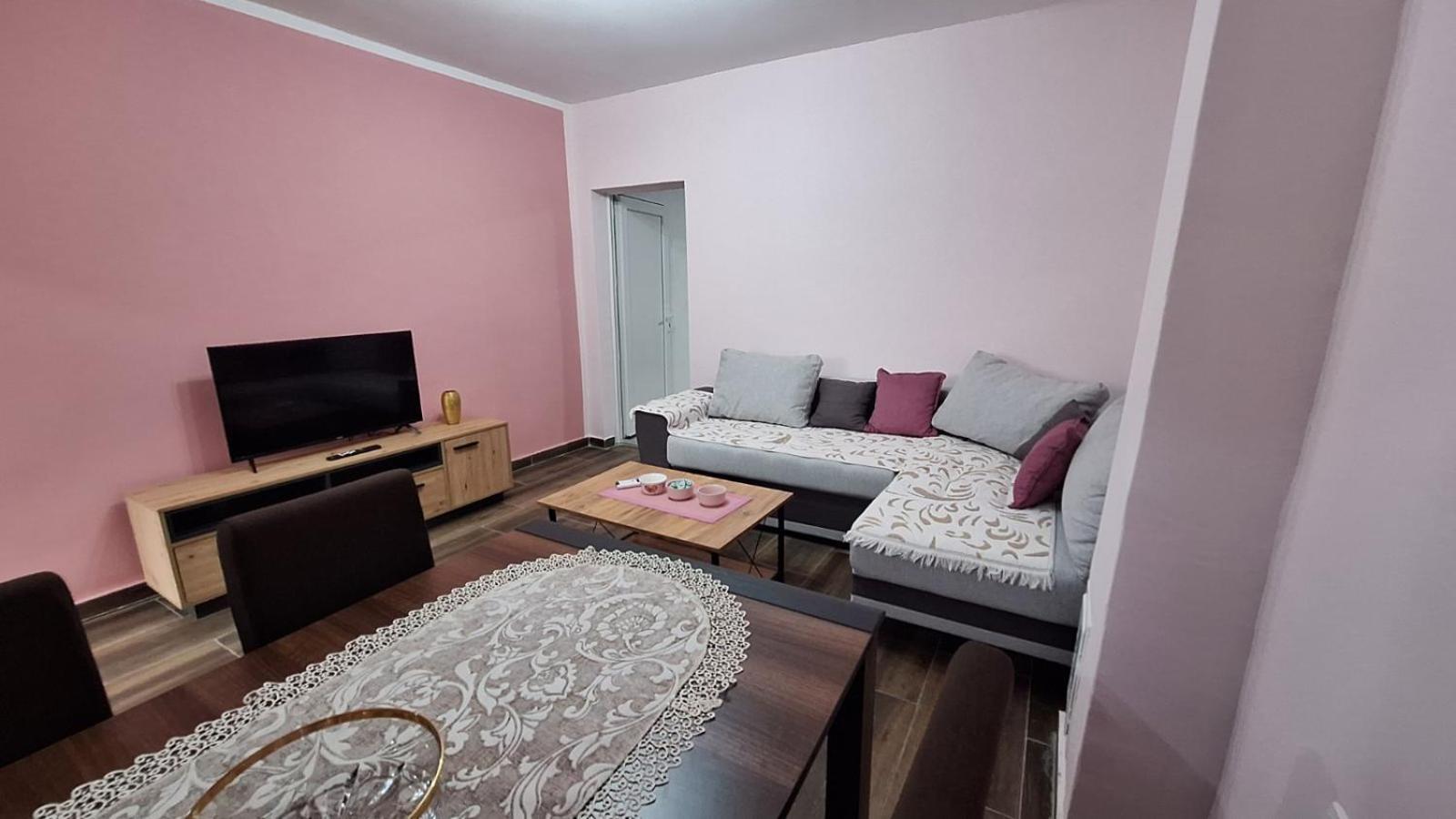 Apartman Jelena Цетине Екстериор снимка